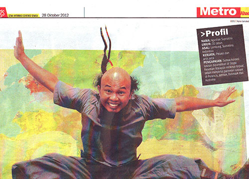 Solo Exhibition by Agustian Supriatna at Art Expo Malaysia 2012 was listing in Harian Metro on Oct 2012